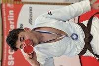 00100dPORTRAIT_00100_BURST20190316164709665_COVER