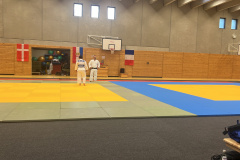 B9570B36-B3A4-42CC-A394-58C25013E2A0